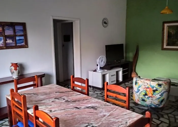 Casa No Centro De Arraial Do Cabo Vila, Brasil