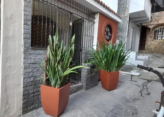 Casa simples, próxima à Praia dos Anjos Arraial do Cabo, Brasil