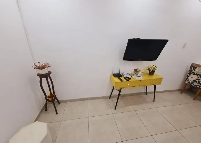 EXCELENTE CASA COM GARAGEM E 3 QUARTOS sendo 1 SUÍTE NA PRAIA DOS ANJOS A 5 min A PÉ DO PIER DOS BARCOS Arraial do Cabo, Brasil