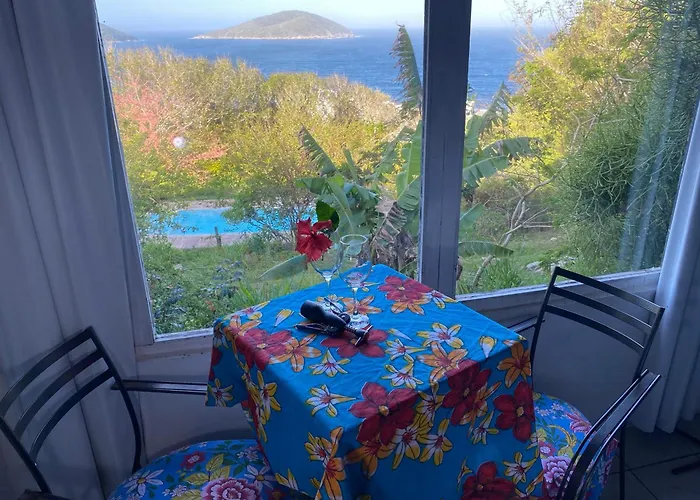 Bangalô Pontal do Atalaia com piscina para casal ou família Arraial do Cabo, Brasil