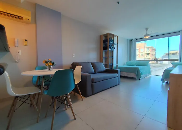Pe Na Areia Na Prainha, Piscina, Ar E Cozinha Completa Apartamento Arraial do Cabo, Brasil
